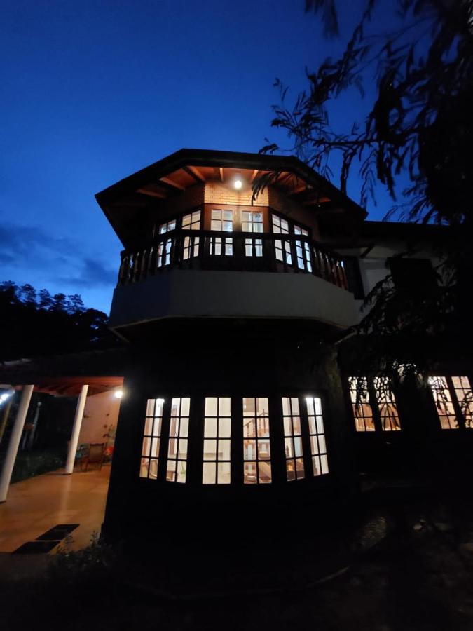 Mystique Hideout Hotel Kandy Bagian luar foto